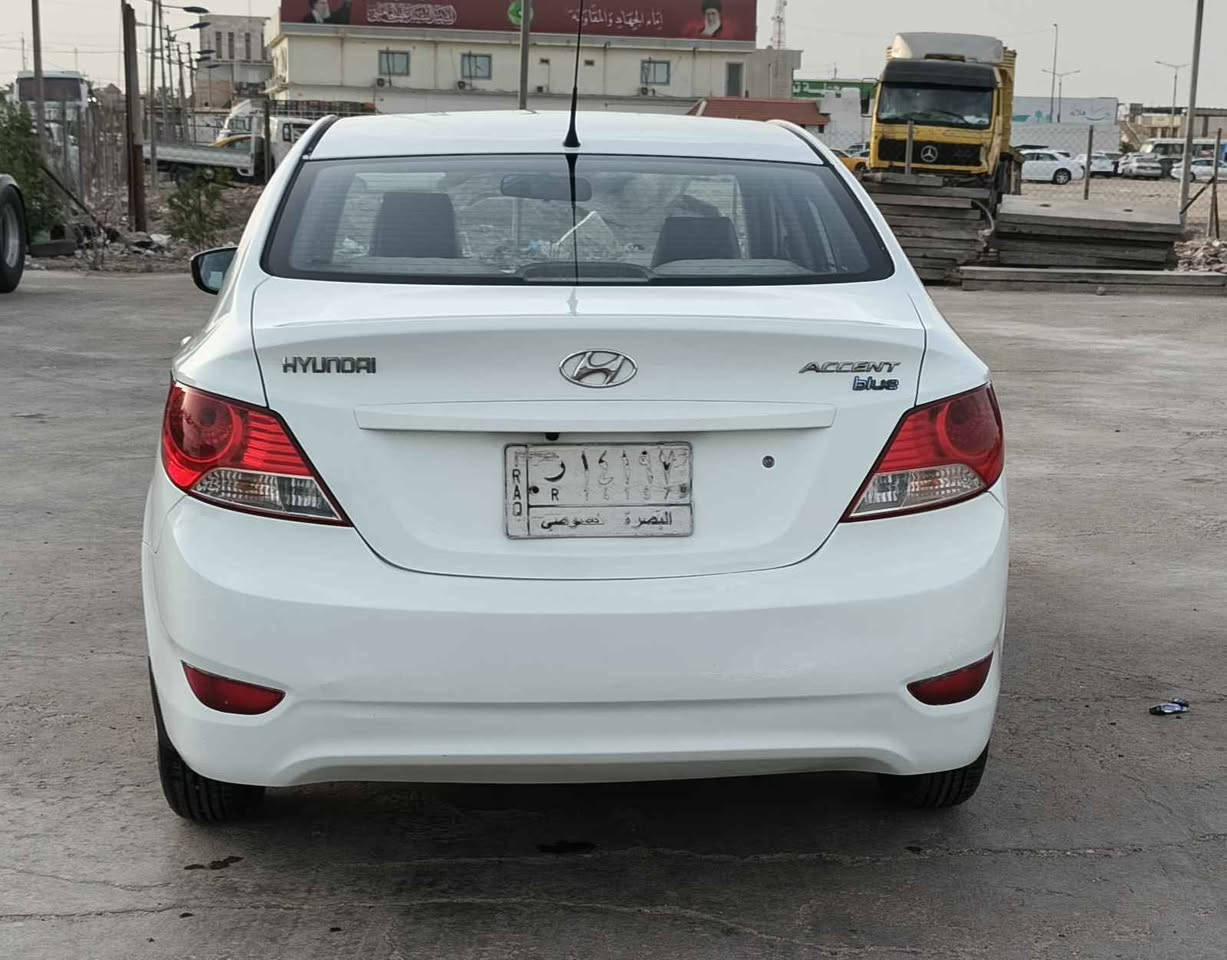 أكسنت للبيع موديل 2013 خليجي بيهه تكحيل بيهه دحجه جاملغ صفحه سايق راجع بارد كير ومحرك مكفول تبريد ويه سويج شاشه كامرة تخم تاير وسبير هم جديد حداديه جديده من دعاميه للدعاميه مكان سيارة البصرة رقم الهاتف *********** البصرة, العراق
