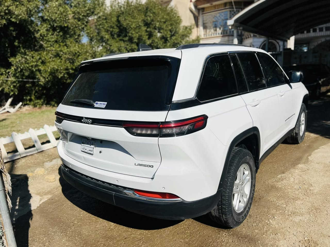 جيب 2023
بدون رقم حره شاشه كبيره كامرا دوار تحكم طريق رادار بصمه 
ضرر كما موضح بالصور 
مكان السيارة بابل القاسم 
275$
***********
