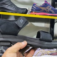 SKECHERS • طبي ١٠٠/١٠٠ • مقاس ٤٥
