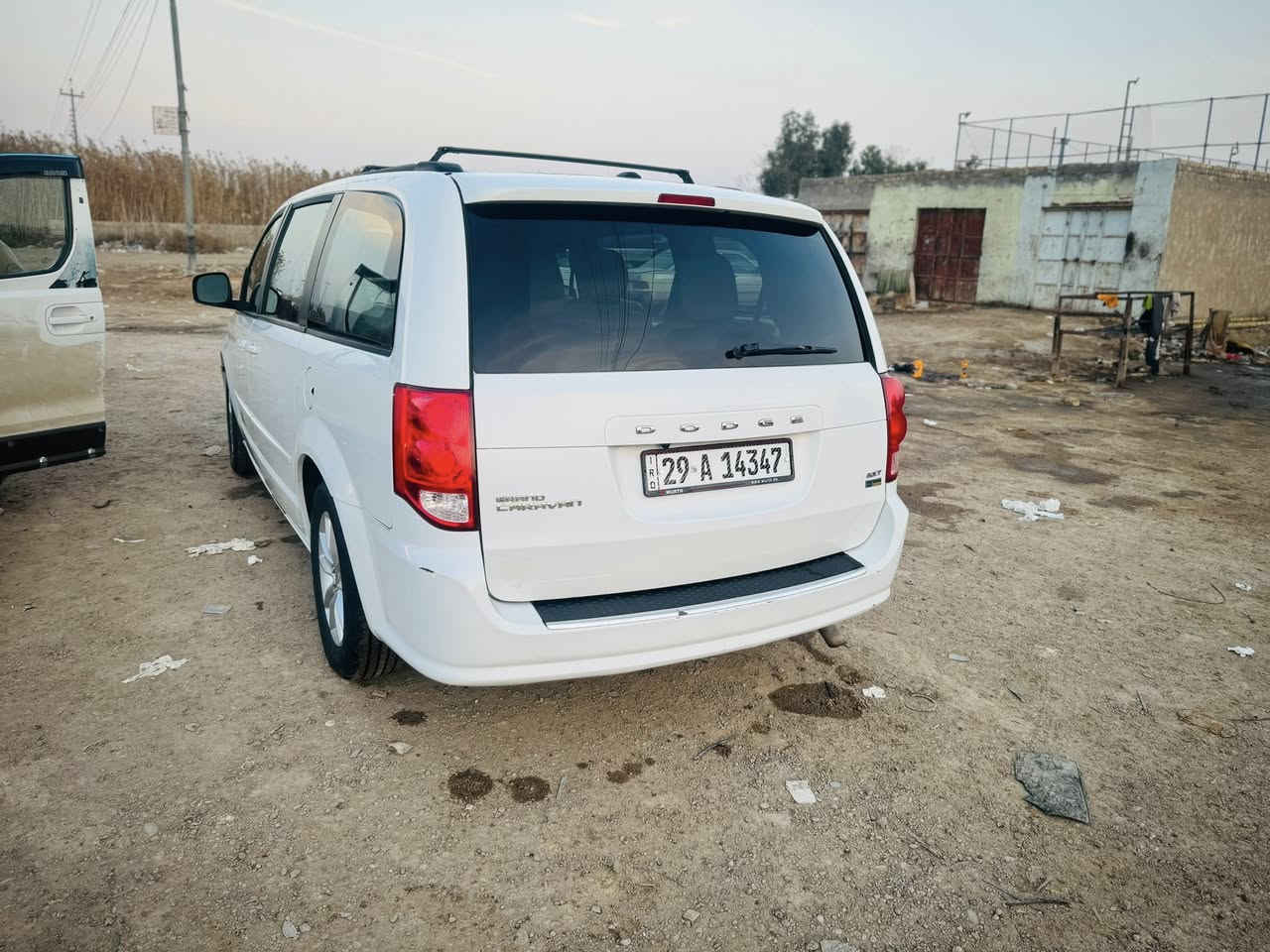 السلام عليكم ورحمة الله وبركاته     دوج كرفان 2020بيها 3 قطع صبغ بدون ضربه فقط صبغ رقم واسط إنكليزي سنويه جديده ماشيه 98 حقيقي السعر 185 العنوان ذي قار قلعة سكر
*********** /***********
