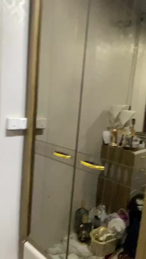 مايكرو ويف وطبخ وغرفة نوم وكاونتر للبيع المكان بغداد البياع


**إذا كنت صاحب هذا الإعلان وتريد حذفه لأي سبب، رجاءا أرسل رسالة إلى الدعم الفني**