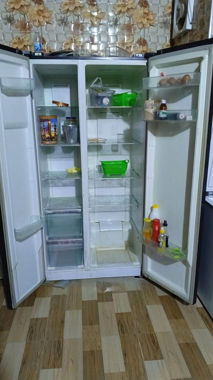 أغراض للبيع للاستفسار اتصل ***********
