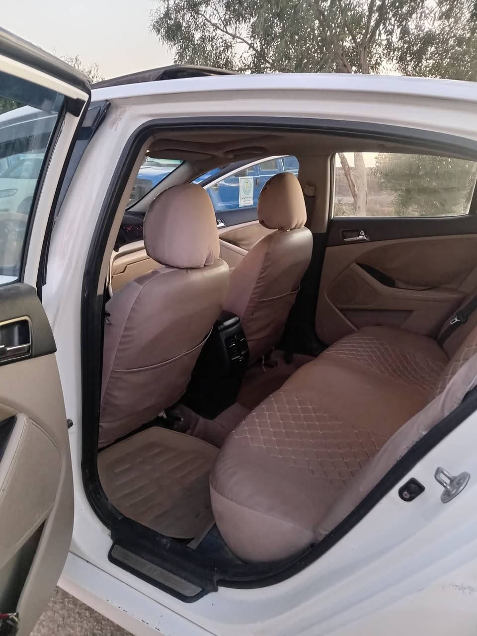 كيا اوبتيما 2012 رقم أربيل بأسمي فول مواصفات مكينه 200 بانوروما تبريد قطعتين شفتات ستيرن بصمه خليجي مكينه كير تبريد تدفئه كهربائيات كله مكفول البدي مكفول عدا هلال الجاملغ الخلفي صبغ وموضح بالمنشور سنوية لل 2026 شهر 12 السعر 135 مكان السيارة واسط للاتصال ***********
