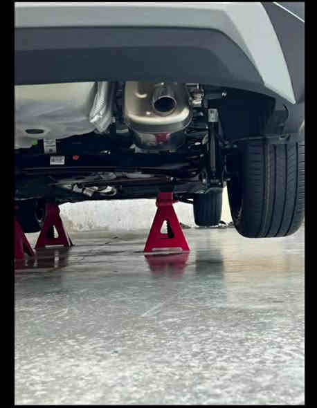 كيا k4 موديل 2025
فول مواصفات
رقم بغداد باسمي تحويل ثاني يوم 
متوشمه عام سعرها ١٧٣  وبيها مجال اتصال على قم ***********
