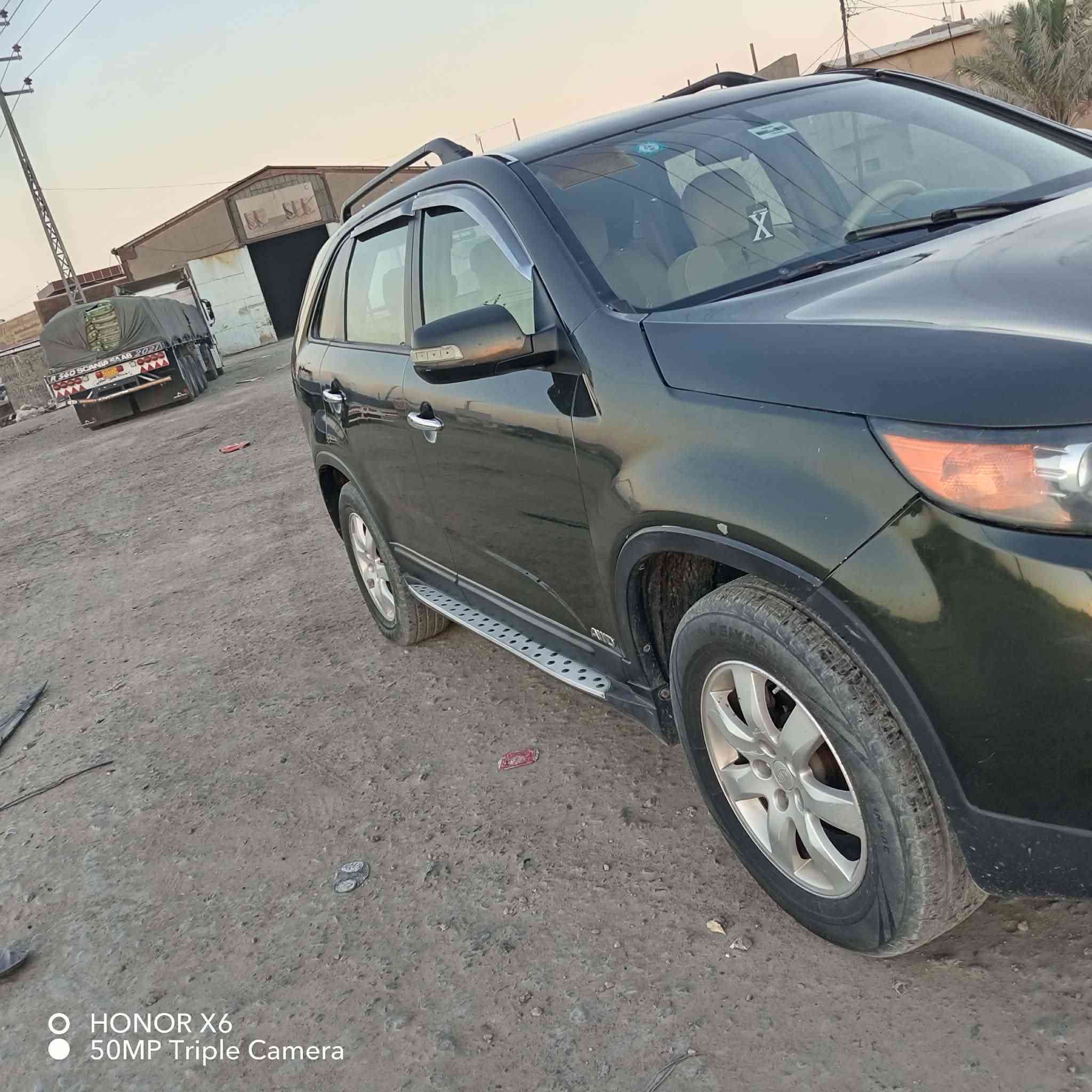 السلام عليكم للبيع سورنتو 2013 كير ومكينه وحداديه جدد تخم تاير بيها صبغ حزام بدون ضرر
المكان بابل كفل السعر 135
 للاستفسار ***********
