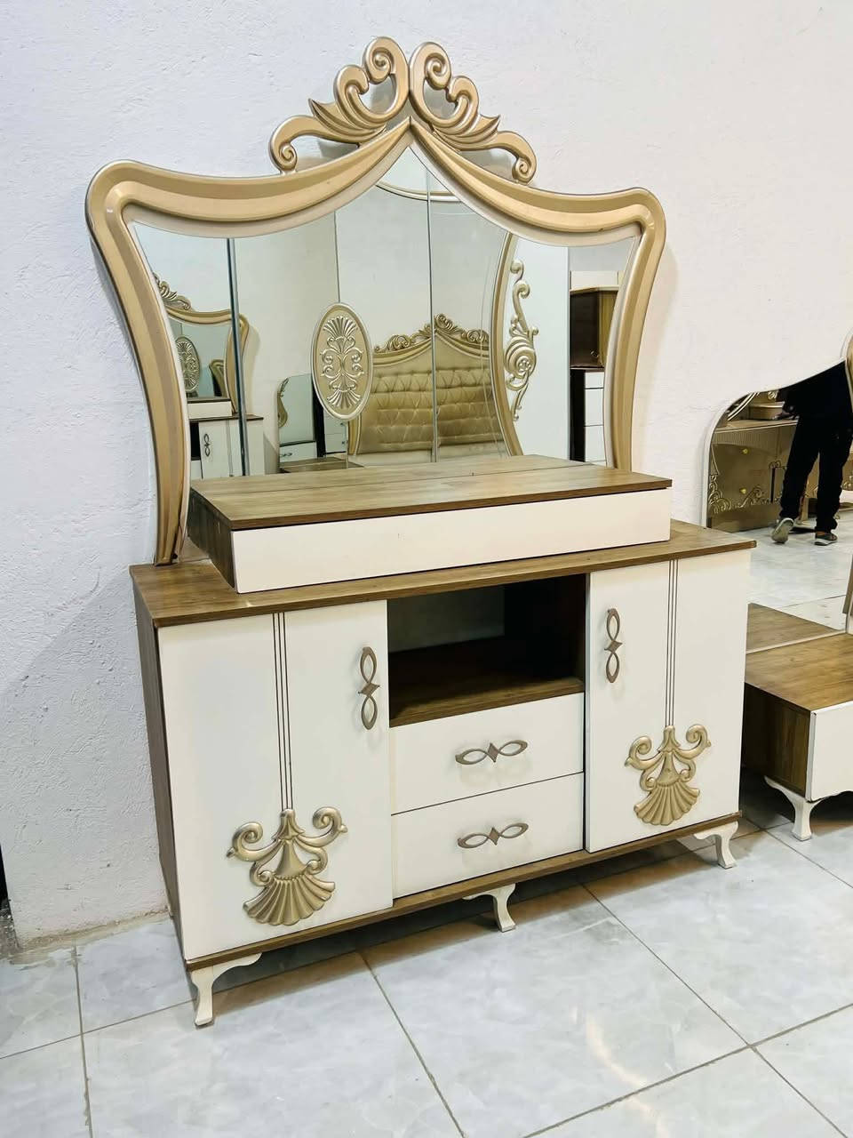 غرفه مستخدم نظافته فول عنونه بغداد توصيل مجاني داخل بغداد الاستفسار بخصوص الغرفه وسعرها خذ سكرين وتفضل خاص 💯🔥


**إذا كنت صاحب هذا الإعلان وتريد حذفه لأي سبب، رجاءا أرسل رسالة إلى الدعم الفني**