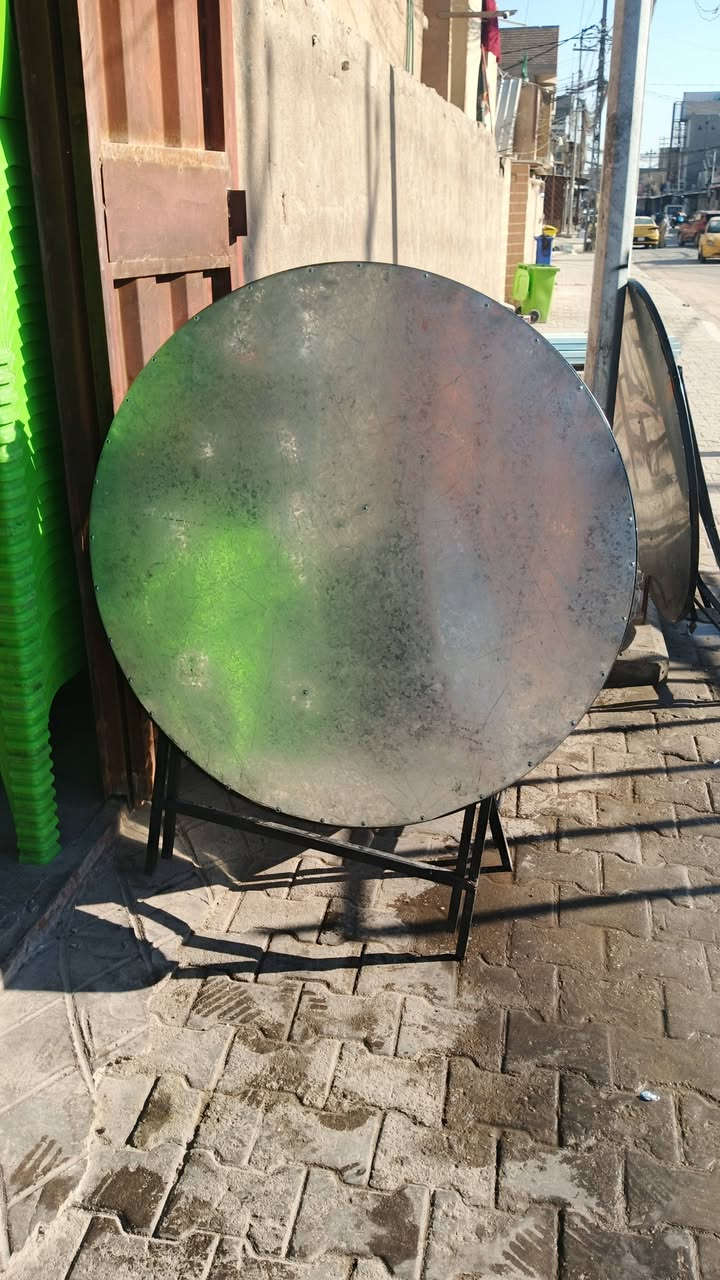 ميز دائري للبيع العدد 35 إستعمال قليل السعر 45 مكان كربلاء حي الغدير الشراي يتصل
 هاتف *********** متواجد عالفيس
