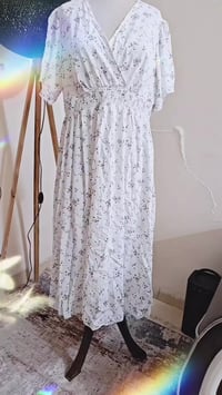 أهلاً وسهلاً بكم في صفحة "عطر النساء" لبراند شي إن للألبسة النسائية. ن...