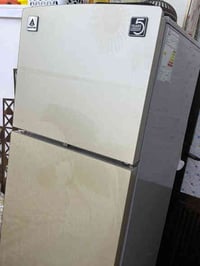 ثلاجه ابلازمه اخت الجديد استعمال قليل جدا سعر.  175 الف. الحرية الدولع...