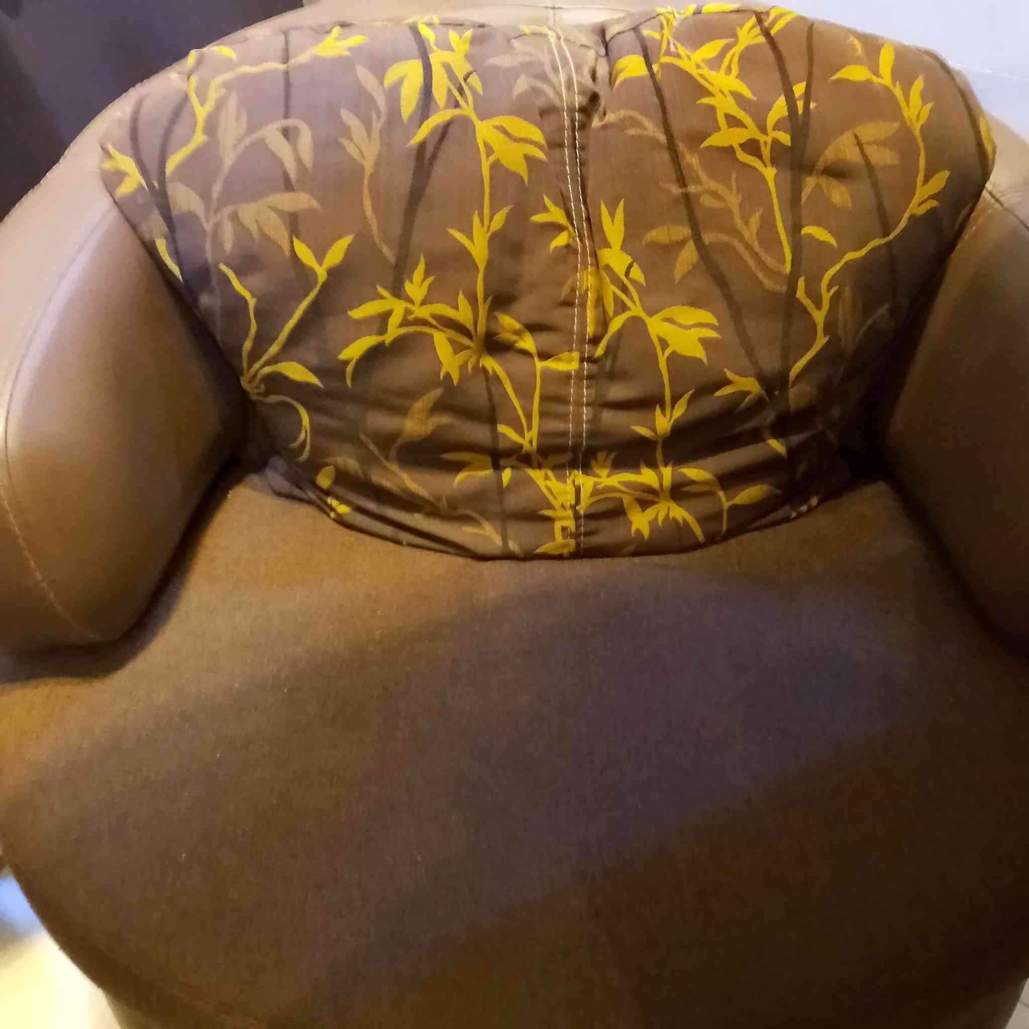 بسم الله الرحمن الرحيم 
تخم تركي 10 مقاعد *********** المكان شارع فلسطين
