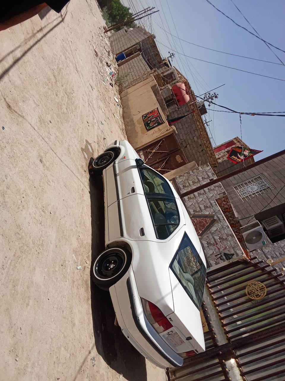 سلام عليكم 
سمند موديل 2010
حدادية جديدة قبل سبوع شادهة 
سيارة جاهزة بس نقص تبريد 
بيهة كم قطعة صبغ ابيع حزام 
مكاني دوانية اتصل وبيك خير وتدلل 
***********

