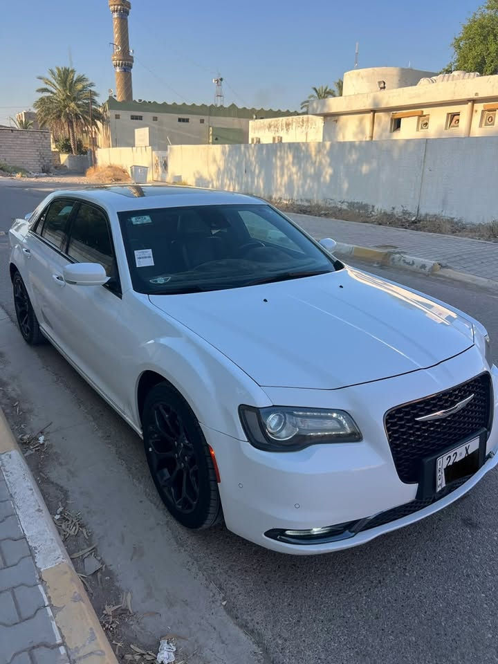 اوباما كلايسلر خليجي وكاله هارلم S موديل22ام الرادار فول مواصفات كفاله عامه من الصبغ والباردماشيه36الف بعدها بريحه الشركه رقم اربيل جديدبسمي مكاني ديالى السعر335وبيه مجال حق الجيه مكاني ديالى ***********

