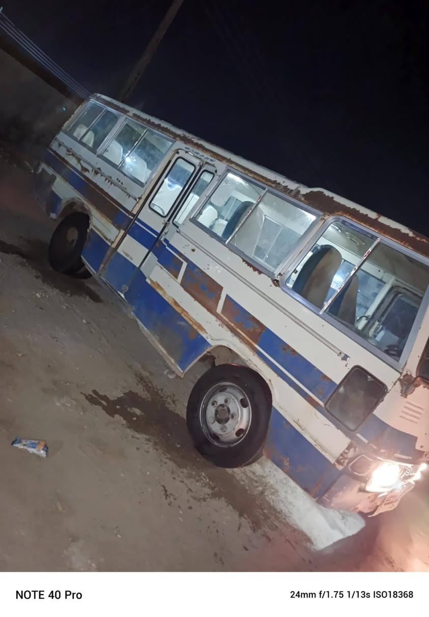 سلام عليكم اخوان حياكم الله
كوستر للبيع موديل 82 رقم كربلاء محرك كاز 
بلادي بريك دسك تايرات الاماميات جوبلس العنوان كربلاء 
الحر السعر 3500 للستفسار ***********
