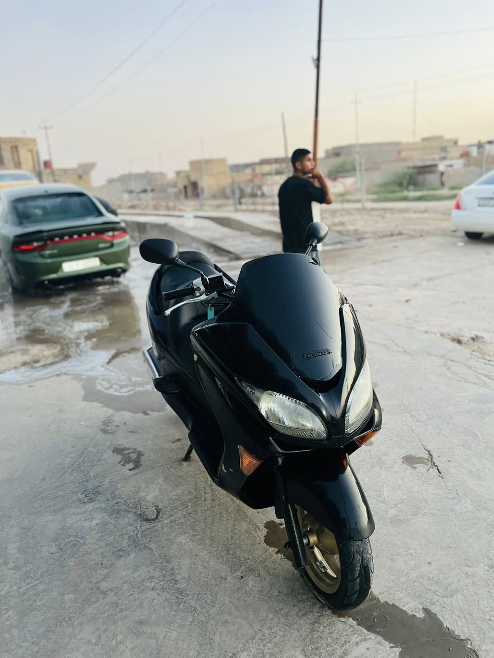 سلام عليكم
فورزه 0/9 دراجه نضيفه كهربائيات كلها شغاله شلعه معدل كير شغال كل نقص مابيها كفرات بس شخوط بسيطه كسر ماكو مكان ديوانيه السعر ٩٠٠ وبيها مجال بسيط //***********//
