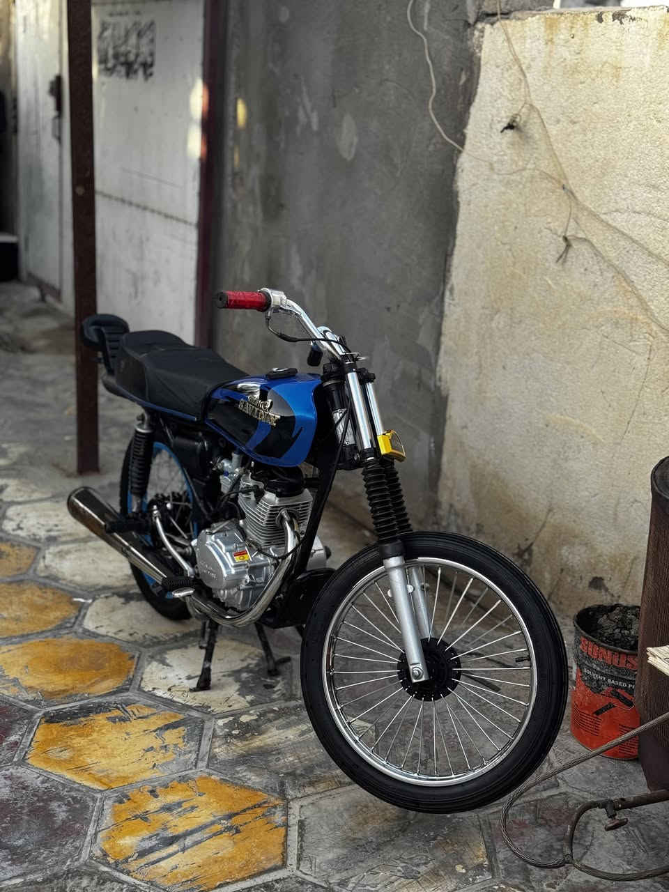 دراجة البيع مبدل والفات سعر 900و بيهة مجال قليل جدأ مكاني جبايش


**إذا كنت صاحب هذا الإعلان وتريد حذفه لأي سبب، رجاءا أرسل رسالة إلى الدعم الفني**