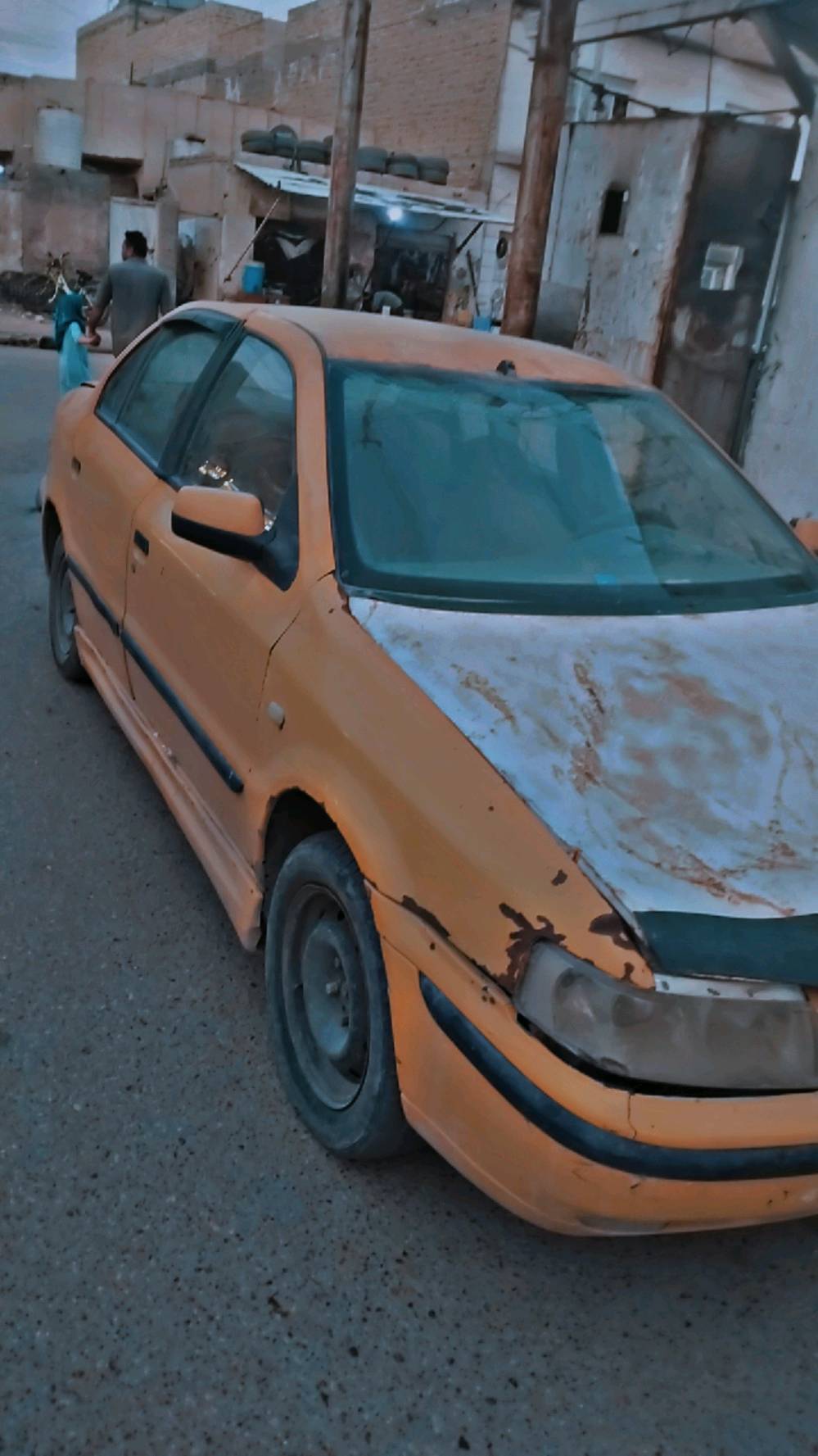 سلام عليكم سمند موديل ١٢ رقم بصره راعيه بالبصره محوره كورلا كير مكينه سنويه صاقطه ب١٧ مكانها ناصرية مركز سعرها ١٦ وبيها مجال