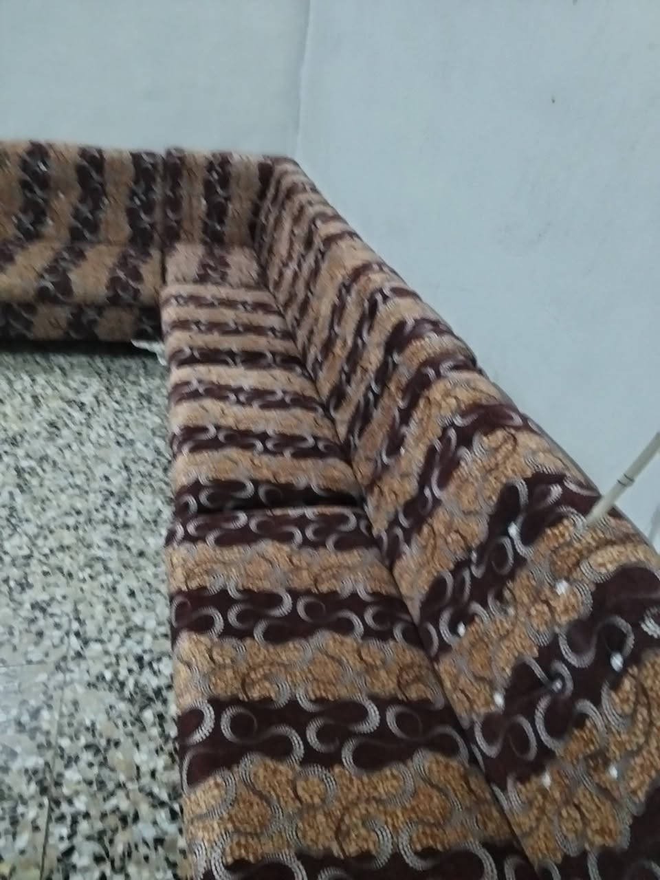 ديوان لبيع نضيف سعر 125بغداد الحسينيه ***********
