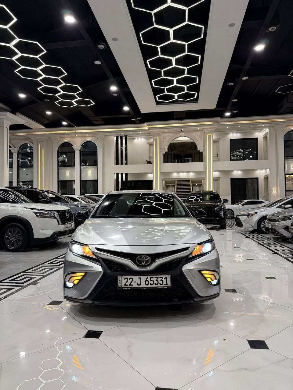 تويوتا كامري وارد امريكي موديل 2019 محرك 2.5  مواصفات SE شاشه جبيره كاميره خلفي كشنات جلد كشنات كهربائي اشاير مريات رادار امامي لايت زينون ويل كروم تحكم استيرن تحديد سرعه شفتات استيرن بعد هوايه مواصفات بيها سياره مكفوله من اي نواقص كله بشرط ضرر سياره بيها ٦ قطعه بدون دواخل بجم قماره تكم كله بشرط گير محرك بشرط سياره ماشي ٥٣ الف الباقي سياره بدون تعديل بدون شخوط بدون بقسات بدون ارباك كله بشرط مكان سياره إربيل شريكه ابو ظبي كارس سعر. 143$🔥😳 بلاش بيع سريع 

*********** وتساب 
***********   و

