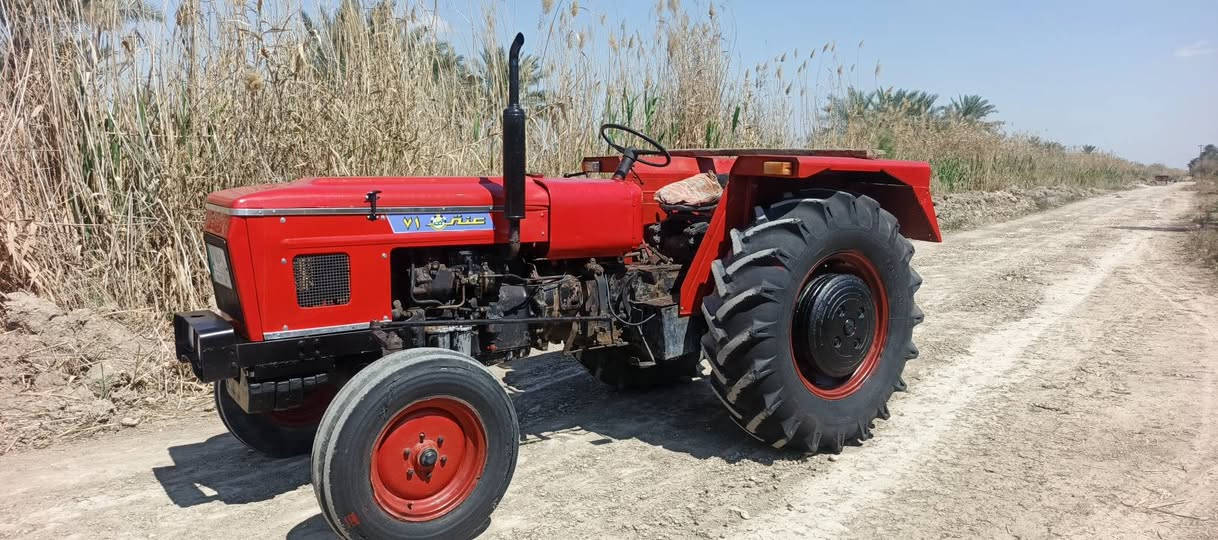 السلام عليكم للبيع مكينه عنتر موديل87 مكينه جديده محرك كير اكسن هودرليك بريك نكره سلف كرهبايات اضويه كلها شغاله تخم ثكال امامي وخلفي رقم وسنويه بسمي شرط التحويل مكان بابل جبله قرب الخط السريع***********
