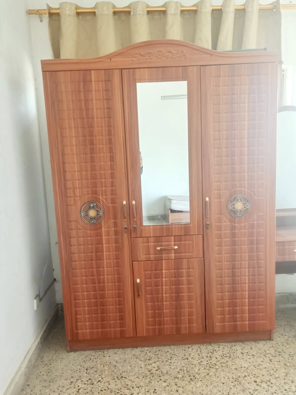 البيع غرفة كلش نضيفة السعر 400وبيها مجال بسيط


**إذا كنت صاحب هذا الإعلان وتريد حذفه لأي سبب، رجاءا أرسل رسالة إلى الدعم الفني**