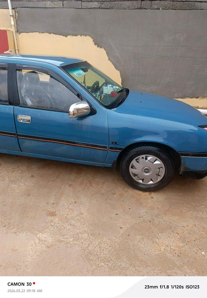 سلام عليكم اوبل فيكترا حجم 16 للبيع محرك وجير شرط خياس ما بي نهائيا السعر 45 وبيها مجال وسياره باسمي وكاوبون بنزين باسمي وهذا رقمي***********
