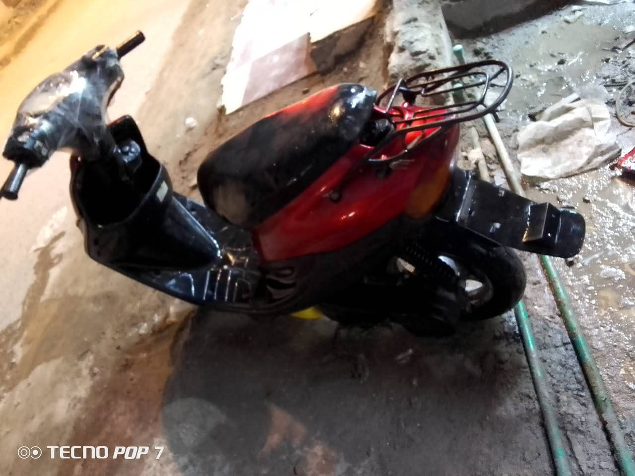 دراجه ياماها تسع زروف شغاله من كلشي كهربائيات وسحب قوي ونهضه قويه السعر 200 رقم ***********
