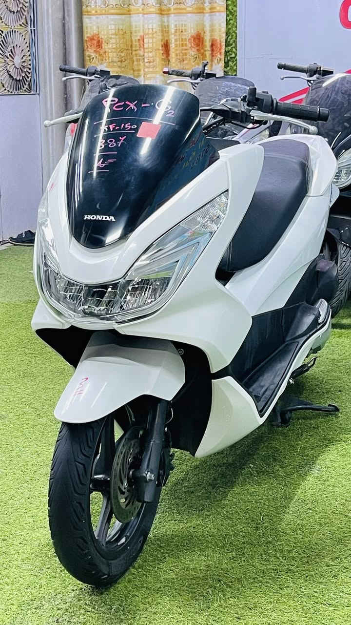 جيل ثاني مكينه 150ccبحاله الوكاله جديد لوووك كفاله عامه
بغداد - شعله - ***********
