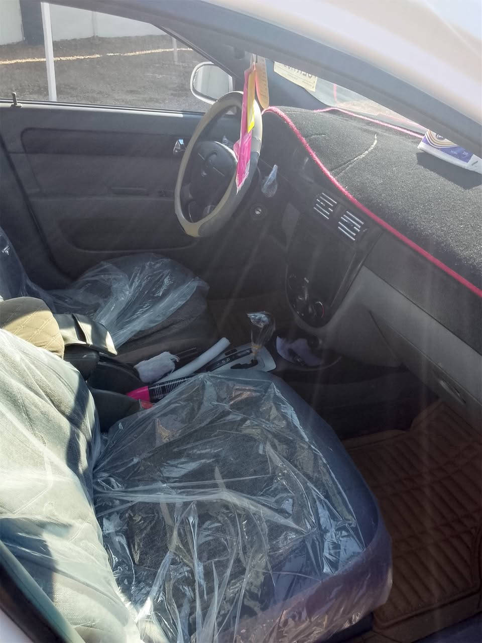 السلام عليكم اخوان
اوبترا موديل2009 خليجي بيه جاملغ فقطط والباقي كفاله حيل حلوه السياره حداديه خير من الله كير ومحرك بلايلون السعر 85$ وبيه مجال حك جيتك للاستفسار *********** 🤍
