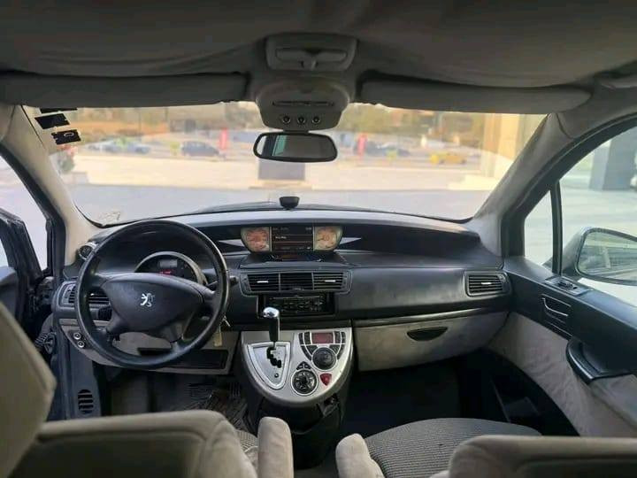 للبيع او مراوس 
💲💲يابلاش💲💲
بيجو 807
موديل 2012
ستيشن 
كير توماتيك 
محرك مازدا 20بف
كير توماتيك 
ثلاث قطع تبريد سياحي 
كابون بانزين بيها 
 رقم الماني  نينوئ 
كير ومحرك شرط 
بواب كهرب شفط 
جام كهرب
مري شفط 
لايت اوتو
ضررها ربع جاملغ امامي  فقط 
السعر 52وبيها مجال بسيط
مكان السياره موصل 
التواصل على الارقام 
*********** بيها واتساب 
***********
