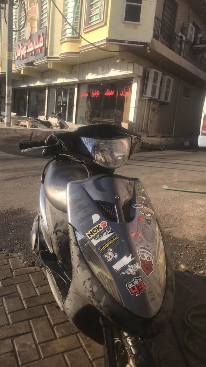 ماكس عدلة للبيع
دراجة مختمة كاملة كفرها الاسود موجود 
سعر 800 وبيها مجال بسيط🖤🏍
مكاني الاعظمية ، ***********
