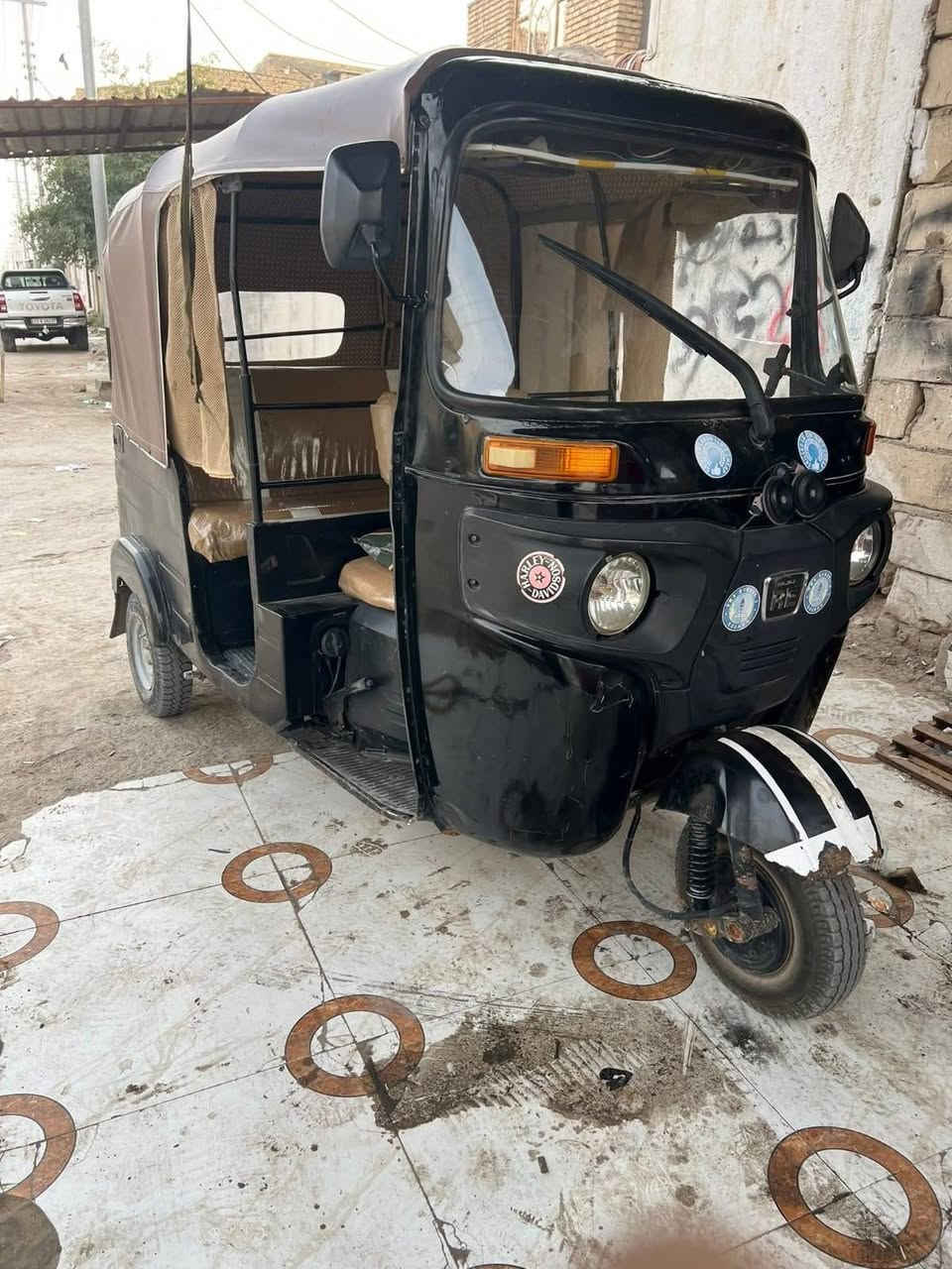 السلام عليكم تكتك مديل 2020 شهر 11 اوراق السعر 5100وبيها مجال  الاستفسار ***********
