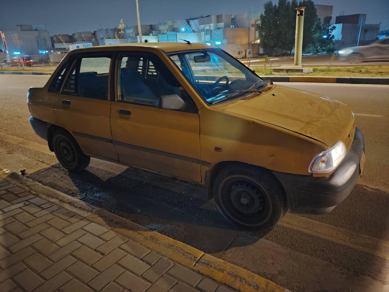 مستعجل 
للبيع سايبا 2012 جااهزة تخم تاير صدر خلفي امامي جديد 
دخلها كلش نضيف الكهربائيات كلهاا شغاله سيارة شغل وطلع وين متريد سعر  15 ورقة بيها مجال سنويه موجودة ابيع كوم حديد 
***********
