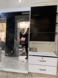 مرايه • رف • ميز