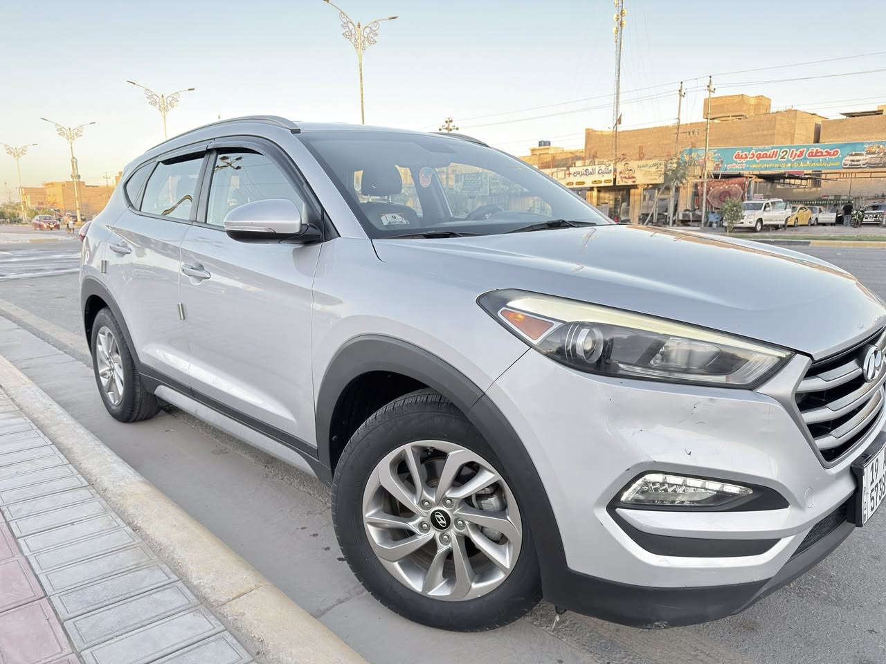 للبيع هونداي توسان 2017 وارد امريكي
المواصفات : محرك 2لتر GDI قطرة بخار مابي مكفول، كراسي امامي كهرباء + تدفئة، شاشه كبيرة لمس، تحديد مسار، نقاط عمياء جواب، الكراسي جلد اسود، كاميرا خلفية دوارة، بصمة تشغيل وابواب وترحيب عن الاقتراب، السيارة فور ويل ومانع انحدار تمودات سرع، الحادث جانبي ومبدل بابين نفس اللون والبچم كبس، رقم كربلاء انگليزي سنوية تنتهي بـ2030، تخم اربع تايرات جديد مبدله من 3 اشهر، قطعتين تبريد، السيارة مكفوله شاصي لغد تبريد او اي حادث ثاني عدا المكتوب، رايدها بـ173 وبيها مجال ان شاء الله، مكان السيارة كربلاء ..


**إذا كنت صاحب هذا الإعلان وتريد حذفه لأي سبب، رجاءا أرسل رسالة إلى الدعم الفني**