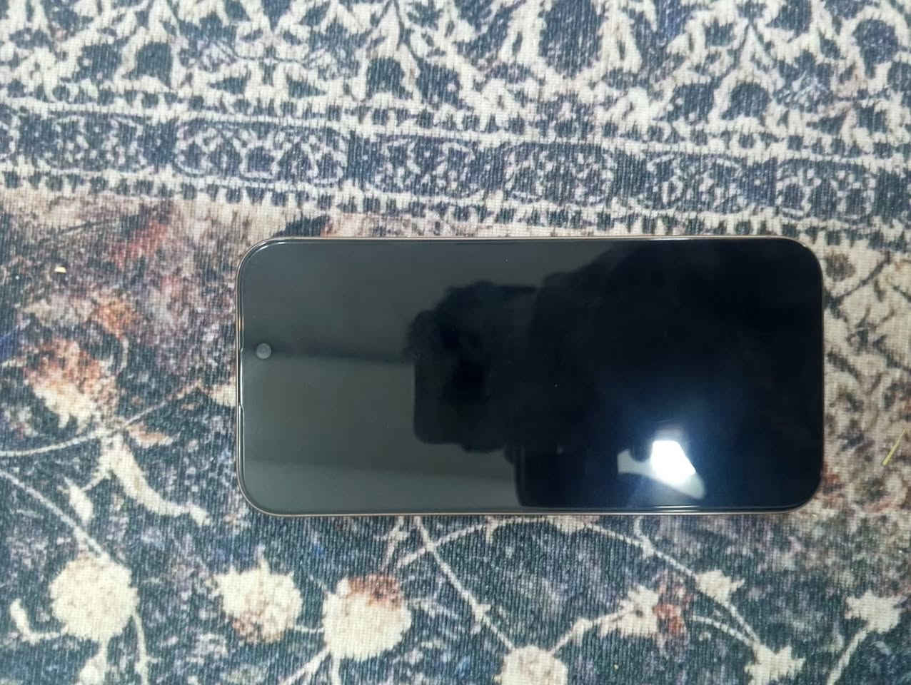 السلام عليكم 16 برو ماكس شرق اوسط
ذاكرة 256
بطارية 🔋 91
ملحقات كاملة
جهاز نضيف شخط ما بي تجي تاخذة من البيت 
*********** واتساب 
بمليون و325 
الميعجبة السعر السوگ موجود وكلشي بي
