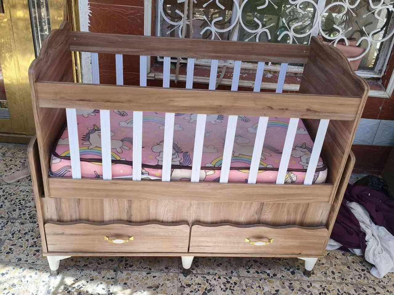 جربايه طفل وبنفس الوقت كاروك +بيه جرارات عدد2 +فراش طفل  اخت الجديده تجي وتشوفه بعينك البصرة, العراق


**إذا كنت صاحب هذا الإعلان وتريد حذفه لأي سبب، رجاءا أرسل رسالة إلى الدعم الفني**