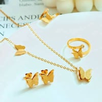 سيت الفراشة • قلادة+محبس+تراچي • ذهبي