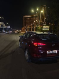 توسان 2016 الون احمر ماروني   ماشيه 72 الف حقيقي قابل للزياده   السبير...