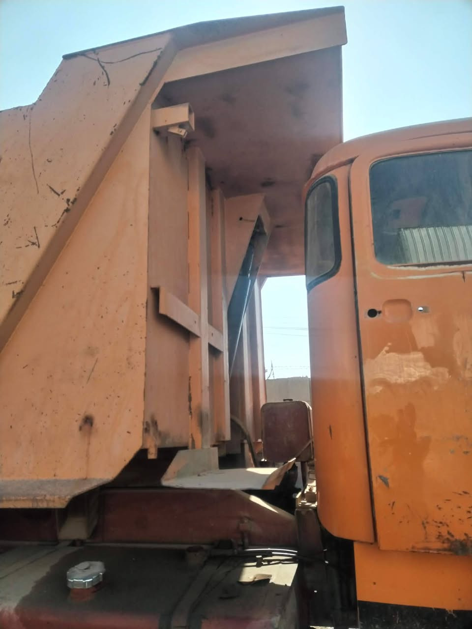 سلام عليكم بدي اقجم بلادي البيع
تفاصيل تصال ع رقم ***********
