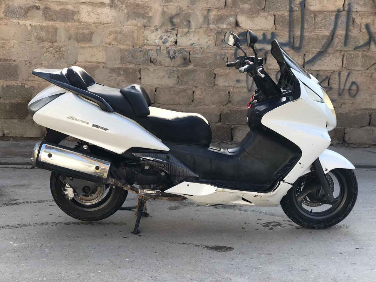 سلفر ونج للبيع مكفوله كفاله عامه 👉
مكينه (600) طياره بيه شلعه شك الكاع نضافتها مثل ماموضح بالصورة مكان بغداد المعامل 
السعر ١٥٠٠بيها نجال حك 
 الجيه الشراي بي خير ويدلل اتصل ماموجود على الفيس ***********
