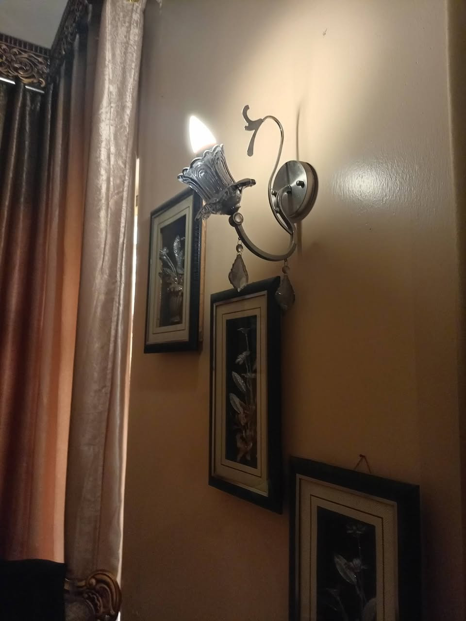 غراض للبيع تخم كاونترات ثريات ولوحه قرأنيه وميز طعام


**إذا كنت صاحب هذا الإعلان وتريد حذفه لأي سبب، رجاءا أرسل رسالة إلى الدعم الفني**