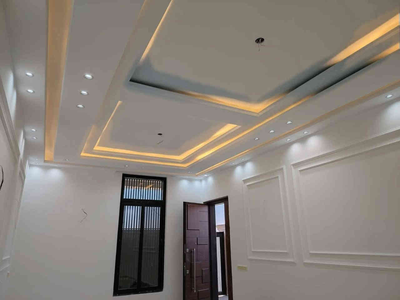 اعمالي صبغ الواجهات بمواد وعمل درجة اولى بمواد #سلكونية #مقاومه_للأمطار #واشعة_الشمس #وباللوان_ثابتة تدوم لسنوات
#ترميم #وصبغ البيوت والمحلات والمجمعات السكنية والطبية الداخل والواجهات الخارجية والابواب الحديد والشبابيك والابواب الخشبية
يوجد لدينا صبغ خاص #للسيراميك و #اخشاب_الصاج 
للعمل راسلوني على صفحة الفيس بوك او الواتساب ***********
#نضافة_العمل_شرطنا_الاول
#الديوانية
