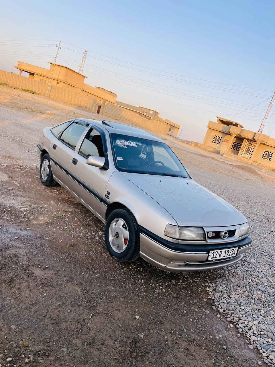 اوبل فيكترا موديل 93 اني الشرعي السيارة جاهزة السعر 43 ***********
