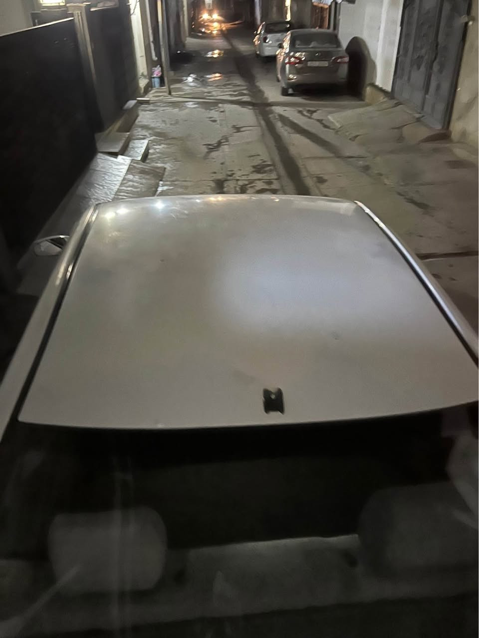 السلام عليكم 

شيري A 5
موديل //2013
كير عادي 
تبريد بشرط 
تەتفیئا بشرط
مكينة بشرط كبس لا صرف ولا بخار 
كير بشرط 
كل السيارة بشرط
كهربائيات شغالة 
قطعتين صبغ 
سنوية صالحة لغاية 2029 
رقم جديد دولي
تحويل بشرط
العنوان كركوك شورجة 
الهاتف *********** 
السعر (58.000$) وبي مجال 
شراي خابر كركوك, العراق
