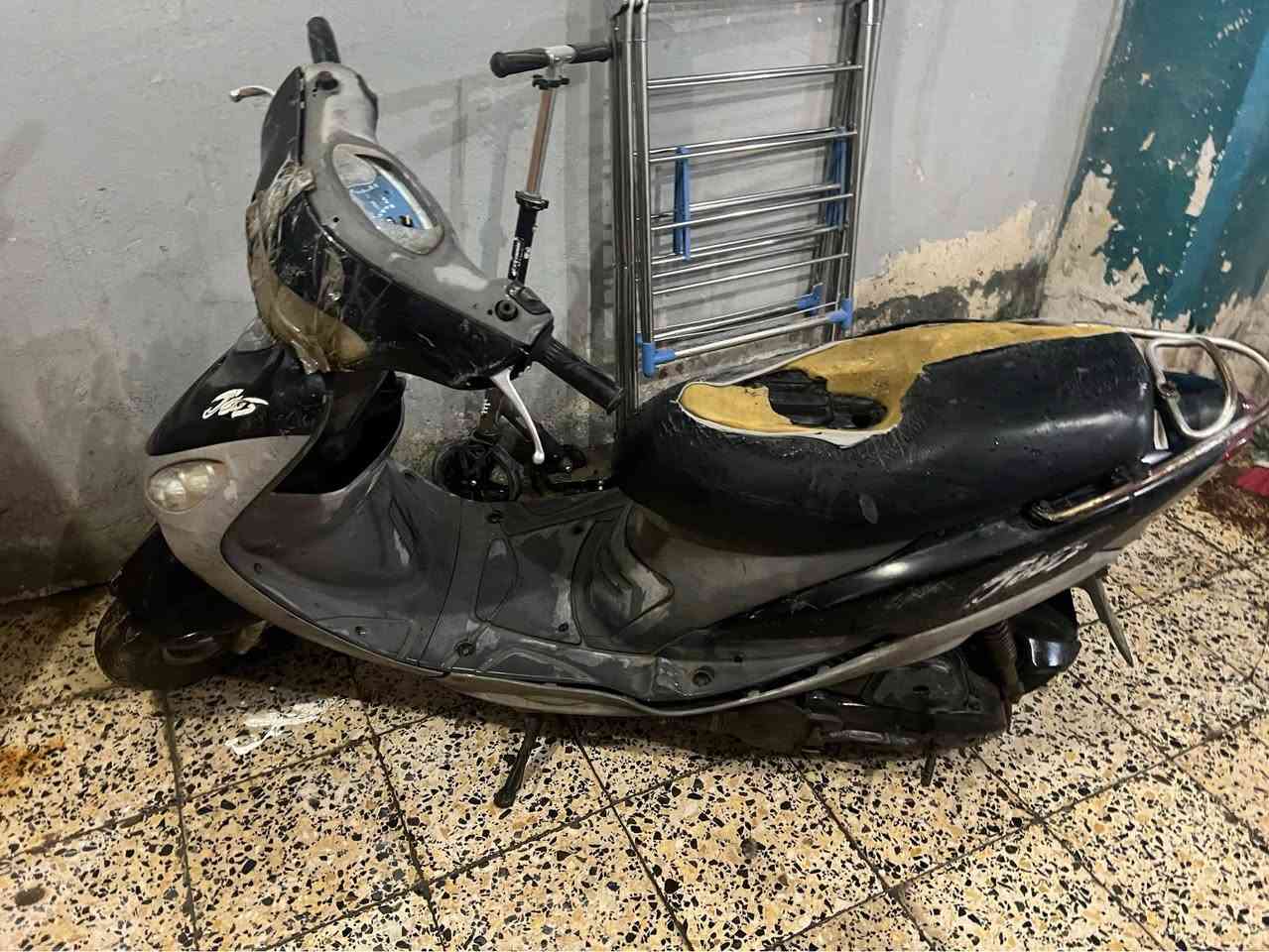 للبيع ماكس منغولي دراجه شغاله يرادلها تجفيت لان كايمه مكاني حله ثيله قرب جسر الاهنود 
*********** حلة, بابل
