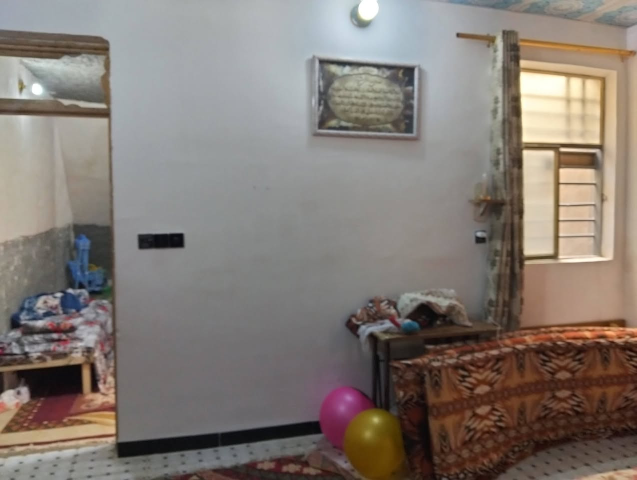 للبيع مساحة 100 متر
حي ميسان شارع الزوار 
قرب اسواق الميالي 
ماء +كهرباء + تبليط + كيبل ضوئي
بناء طابوك سكف عكاده
***********
