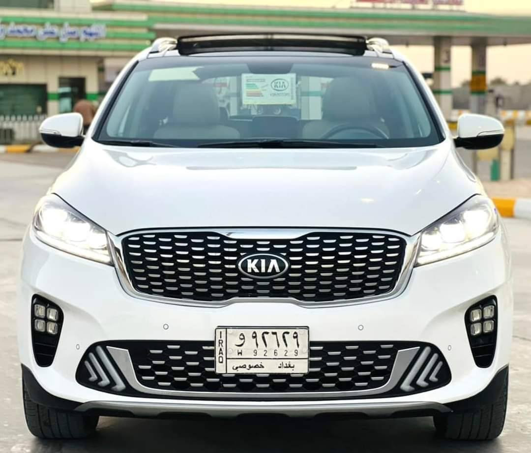 للبيع
سيارة نوع كيا سورنتو خليجي  موديل ٢٠١٩ شكل ال٢٠ ابيض اللون رقم بغداد ماشية 84 و قابلة للزيادة  تحويل مباشر الكير والمحرك مكفولات  والسيارة جاهزة من كلشي  فقط جاملغ امامي  مبدل  و بيها رشة صبغ  بالتكمة اثر طابوكة واكعة عليها  و رصعة صغيرة بالباب الي خلف الصدر  وضحة بالصور  السيارة بيها سونار و من تجي هم تفحصها بالسونار  
مكانها الديوانية

 والشراي يتصل على الرقم   
***********

المواصفات...

١- محرك ٦ سلندر حجم ٣٥٠٠

٢- سبعة راكب

٣- شاشة انديفيكيشن

٤- كامرة بلادية دوارة مع البك

٥- جنطة ذكية

٦- لد وحساس امامي خلفي

٧- بصمة تشغيل وبصمة ابواب

٨- شاشة كبيرة  

٩- الكشنات الامامية اثنينهن كهرباء 

١٠- ويل كروم ستيل ١٩ 

١١- زنون بلادي

١٢- بردات بلادية

١٣- ثلاث قطع تبريد

١٤- شاحن وايرلس 

١٥- بيها GPS

١٦- كشنات جلد

١٧- الهاند  بريك بصمه 

   تحويل ثاني يوم.
