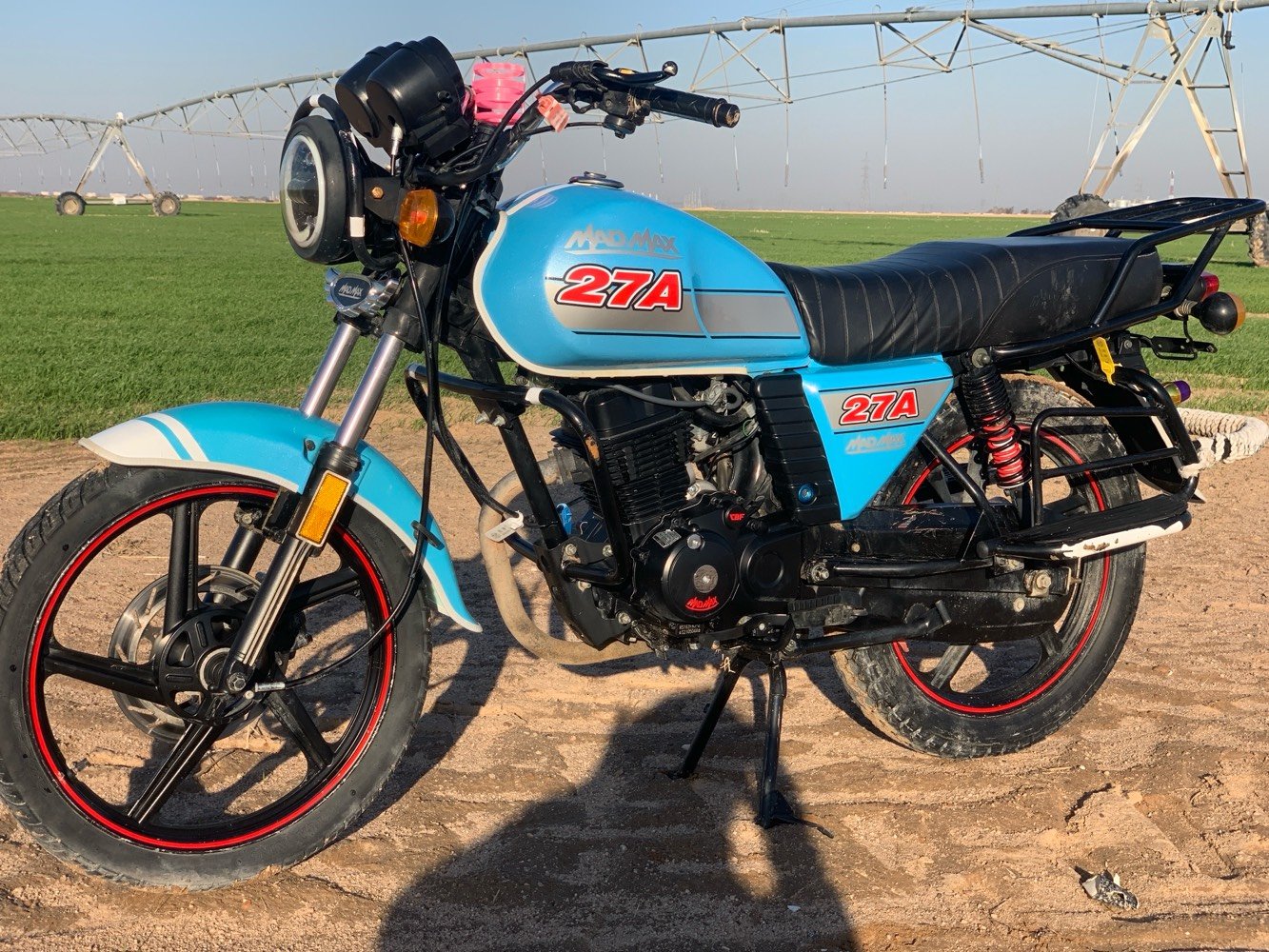 دراجة دايون نفخ موديل 2025

بحالة زيرو احلى من صور
محرك 200cc. الأسود 
أوراق سكنر