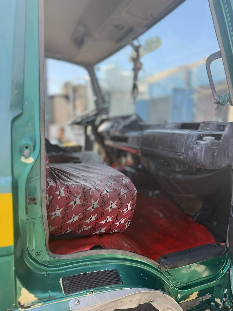 سلام عليكم  هينو نيسان البيع  ٦ وربع بلادي كفاله عام مكينه مكفوله  مالته البلادي سياره رقمه بصره بسمي سنويه ٢٨ مجدده مكانه كربلاء  سعر ٦٥ وبيه مجال تصال فقط فقط  0780925231


**إذا كنت صاحب هذا الإعلان وتريد حذفه لأي سبب، رجاءا أرسل رسالة إلى الدعم الفني**