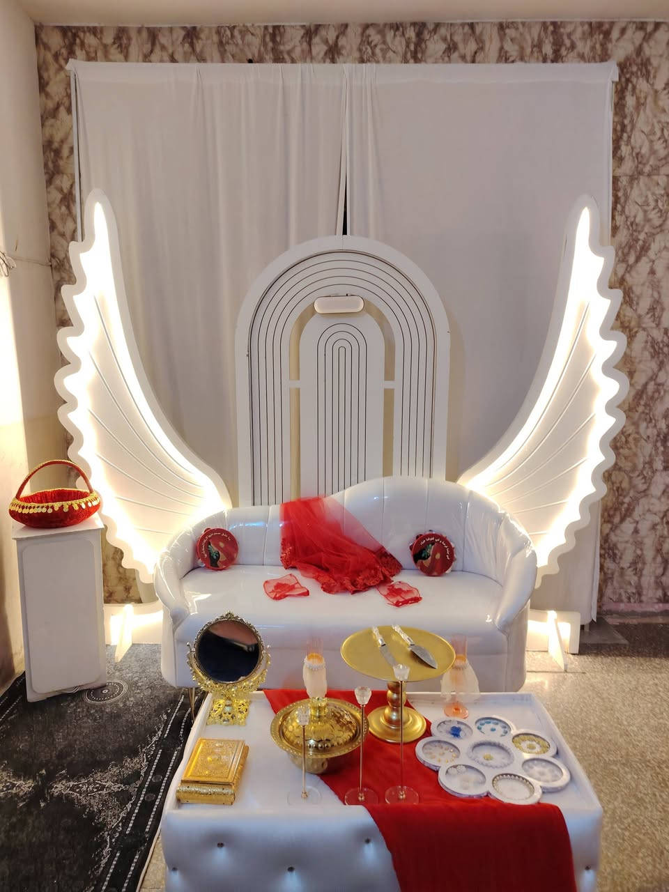 كوشات البيع مستخدم قليل ***********
